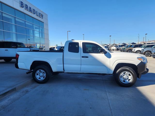 Used 2023 Toyota Tacoma SR image 4