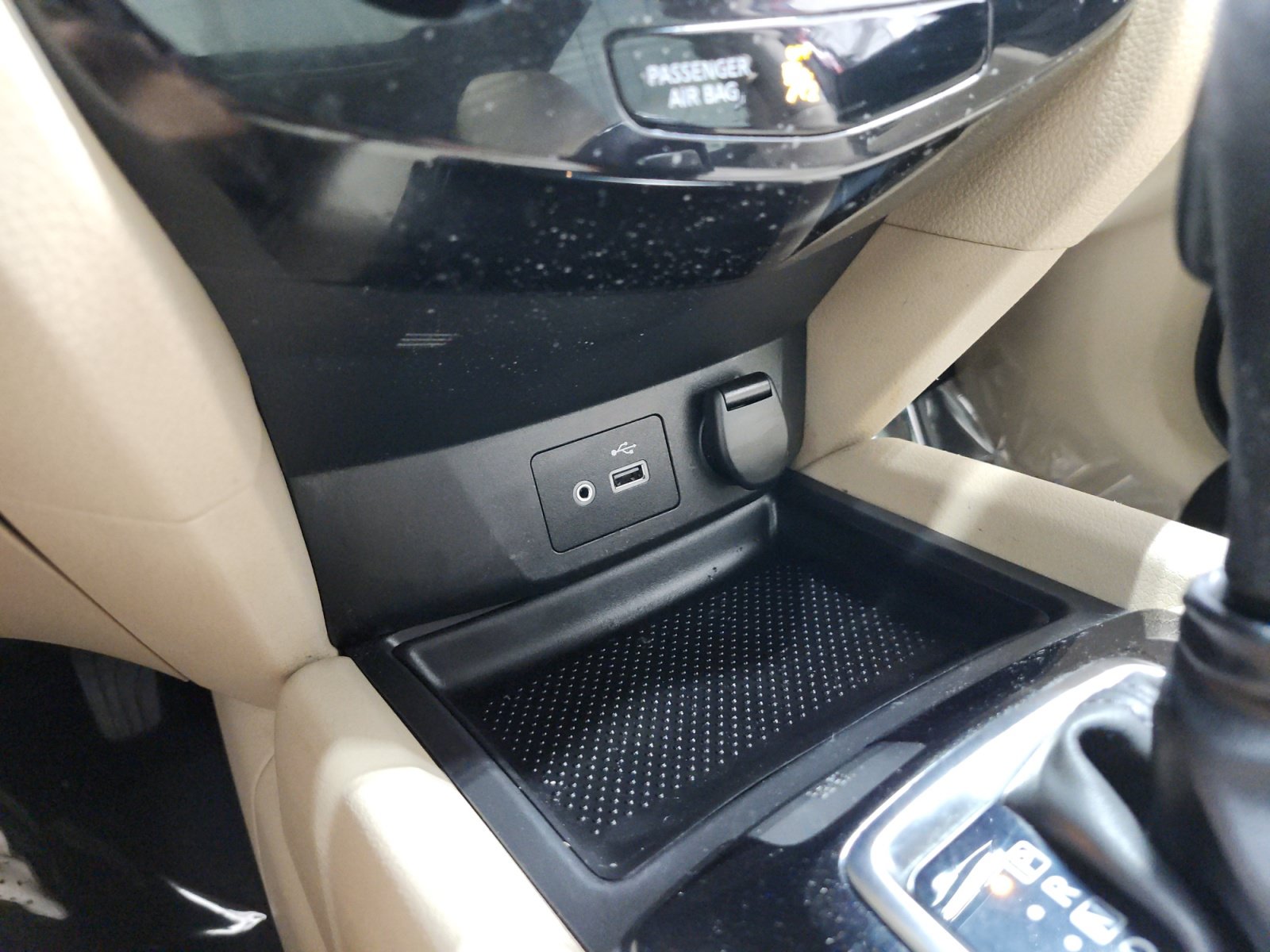 Used 2018 Nissan Rogue SV w/ Premium Package AWD/4WD image 21