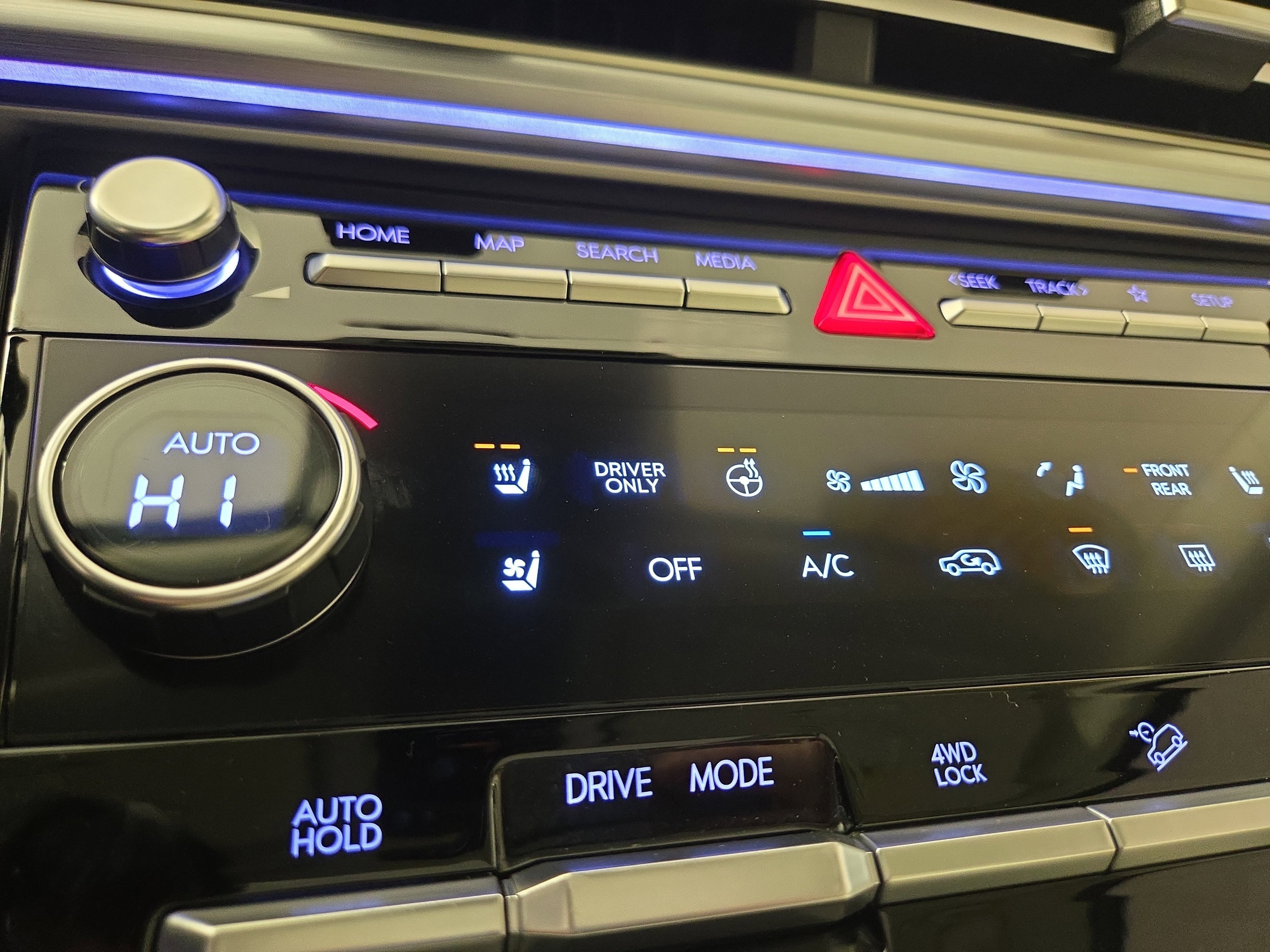 Used 2024 Hyundai Santa Fe Calligraphy image 28