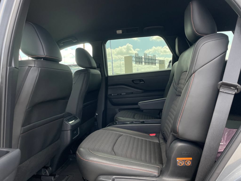 Certified 2025 Nissan Pathfinder Rock Creek AWD/4WD image 24