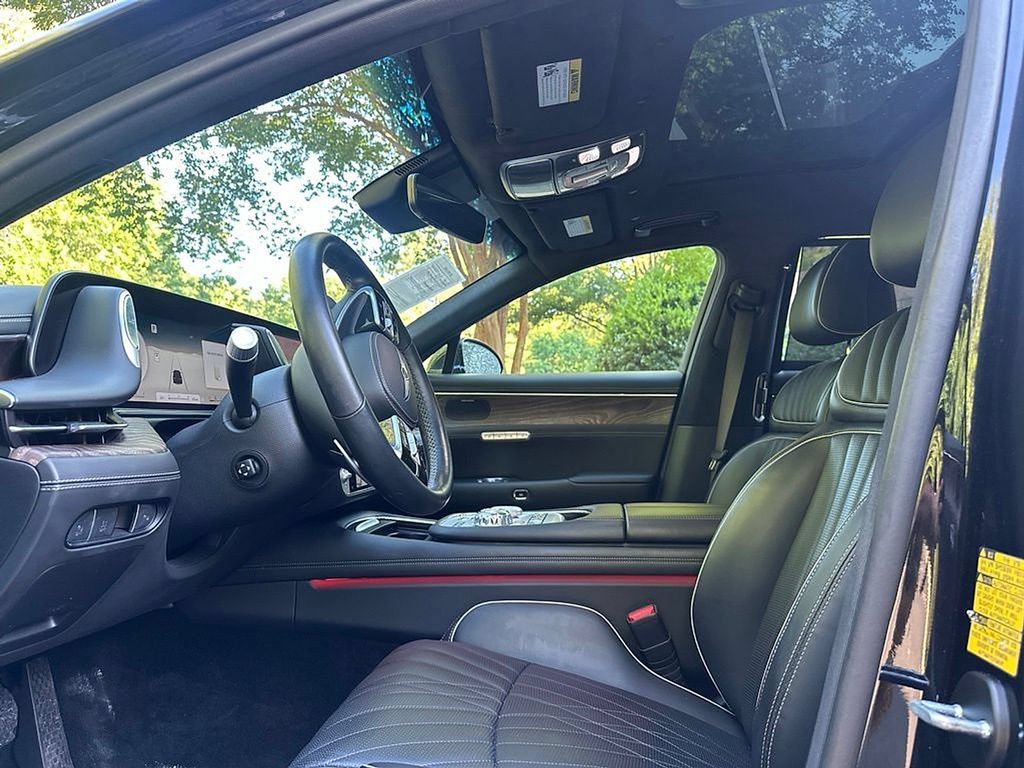 Used 2023 Genesis G90 3.5T AWD/4WD image 6