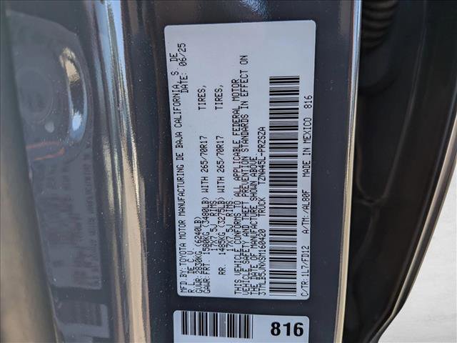 Certified 2025 Toyota Tacoma TRD Off-Road AWD/4WD image 24