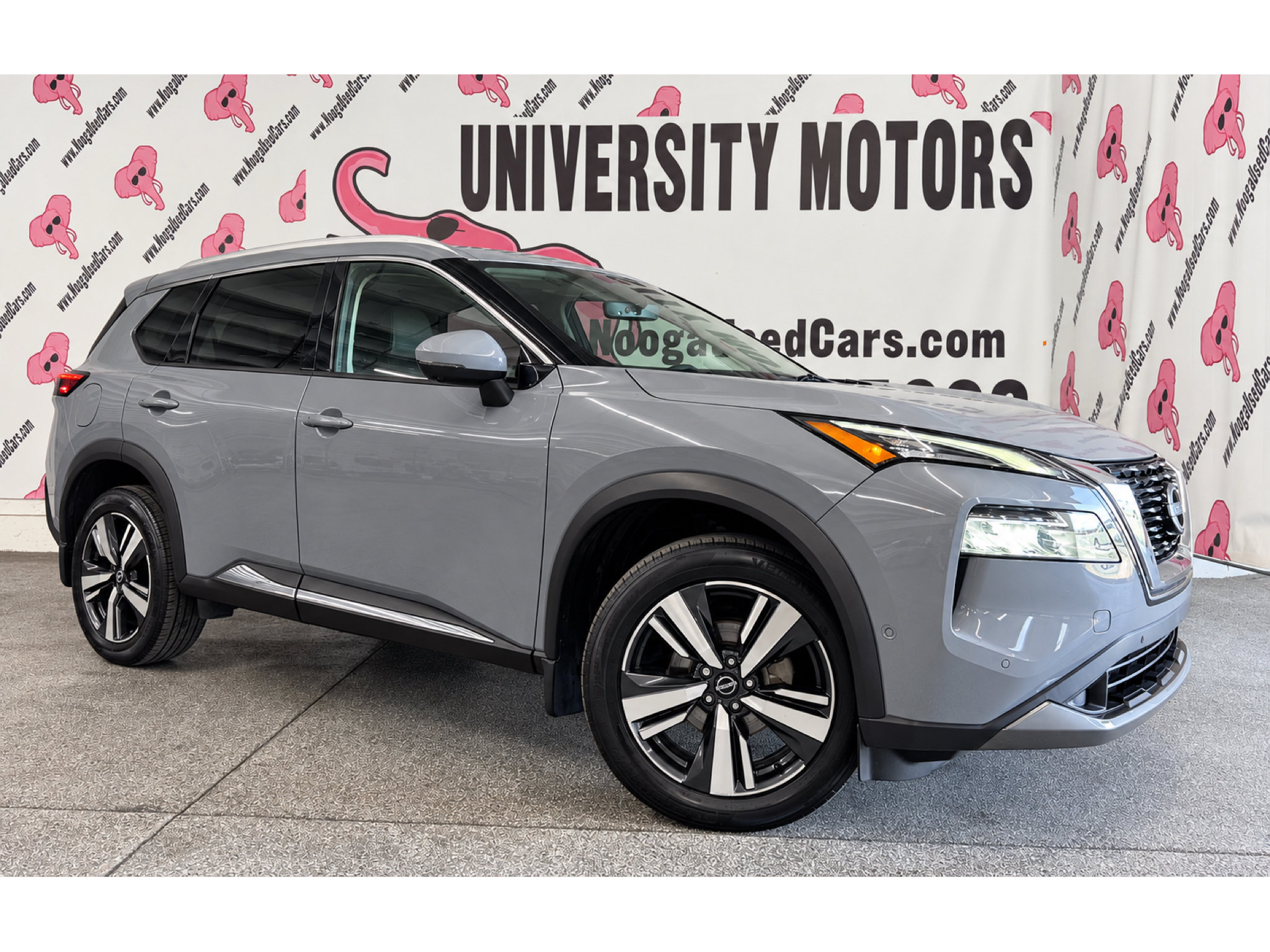 Used 2023 Nissan Rogue SL w/ SL Premium Package FWD image 2