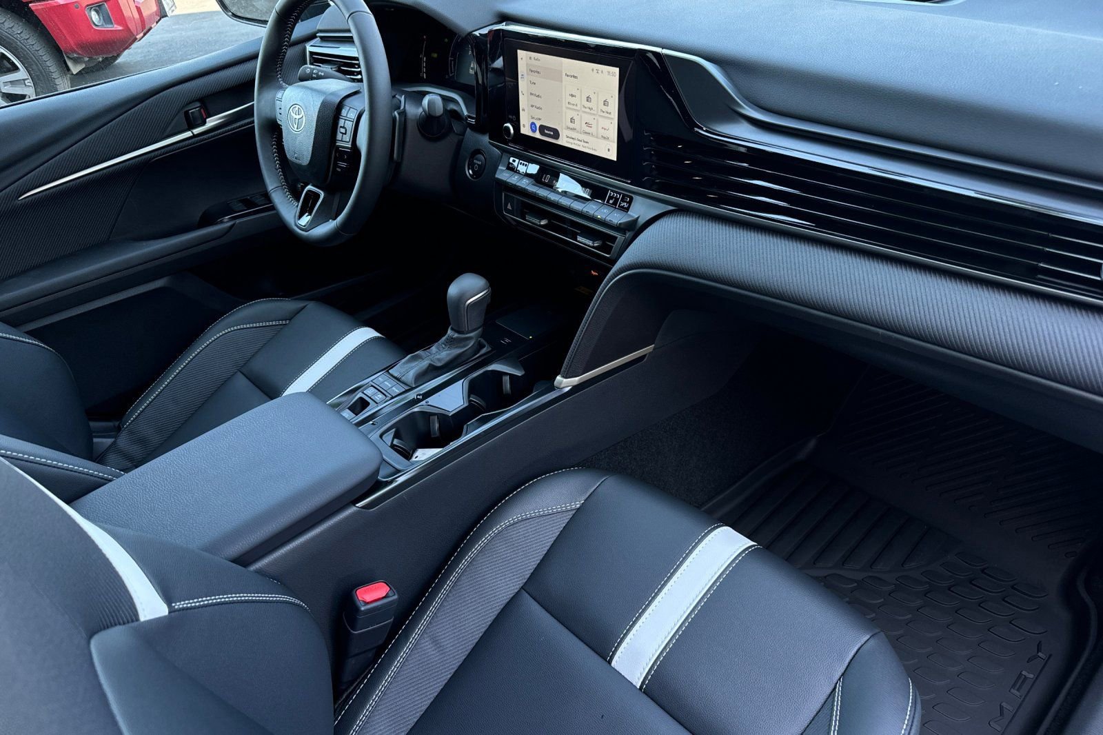 New 2026 Toyota Camry Hybrid image 17