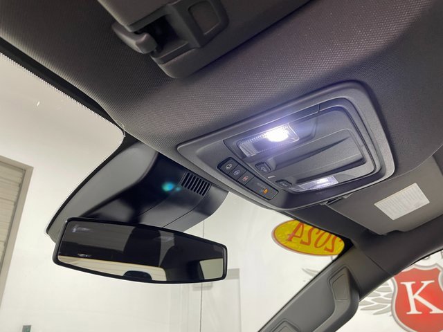 Used 2024 GMC Sierra 1500 SLE image 18