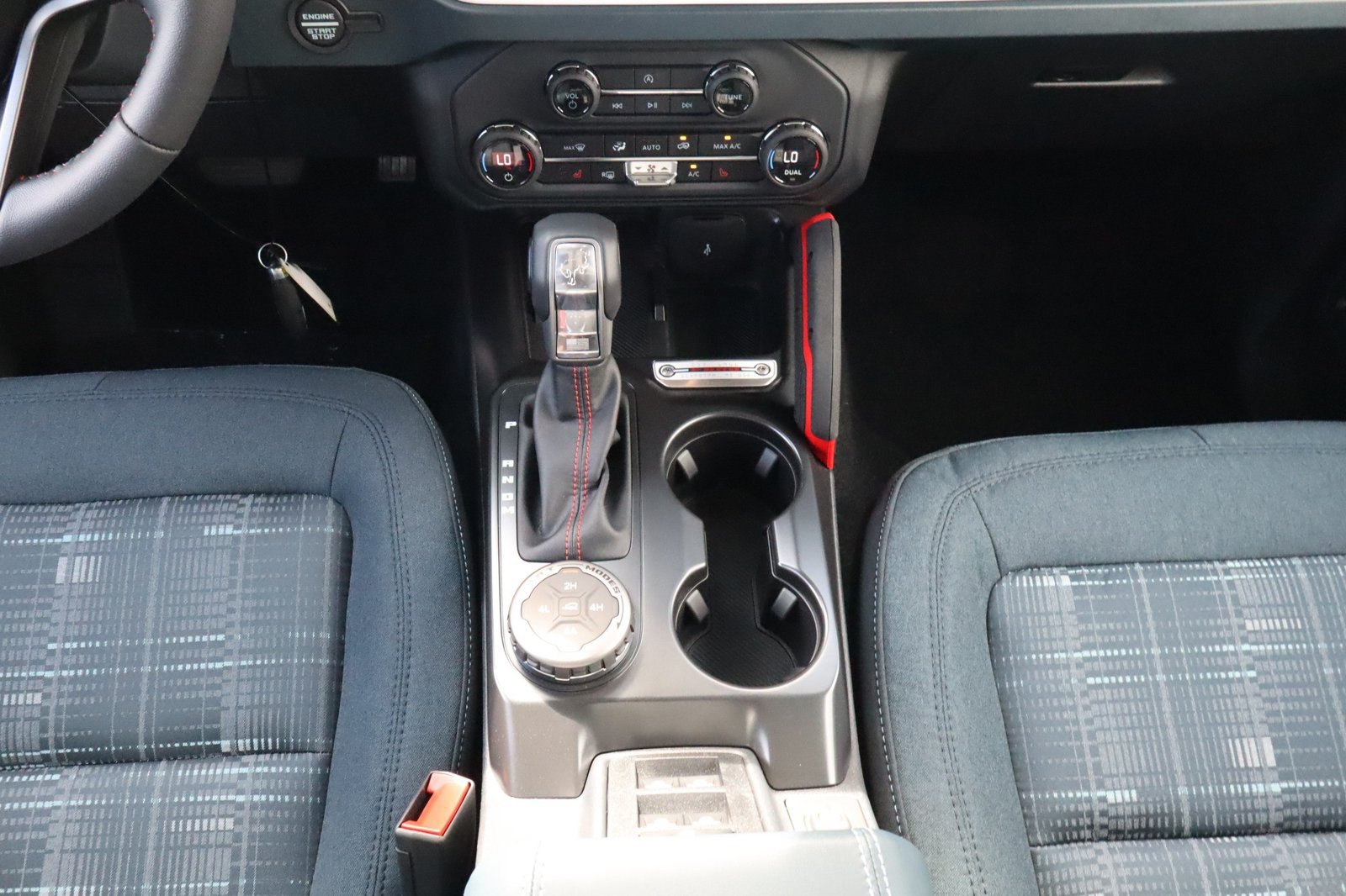 New 2026 Ford Bronco Heritage Edition AWD/4WD image 33