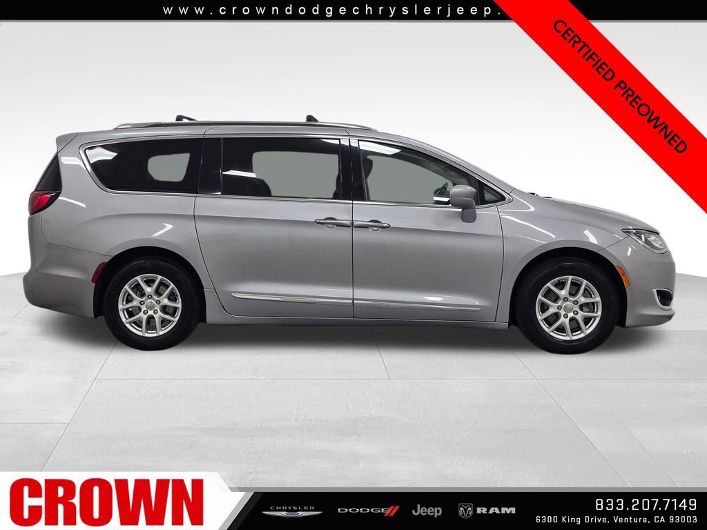 Certified 2020 Chrysler Pacifica Touring-L image 8