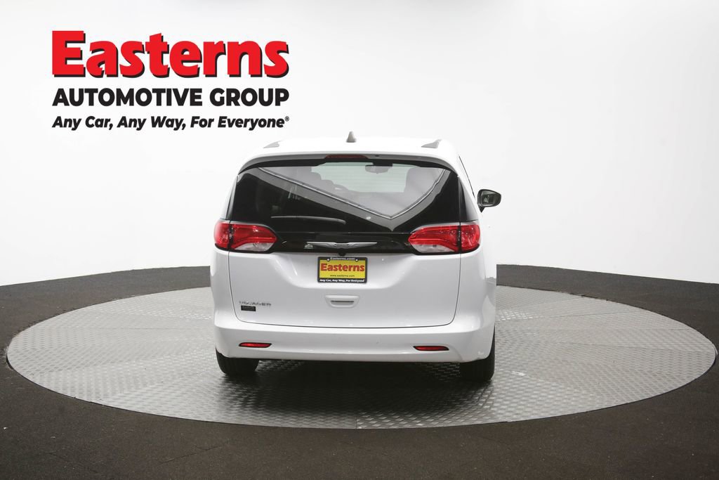 Used 2023 Chrysler Voyager LX FWD image 36