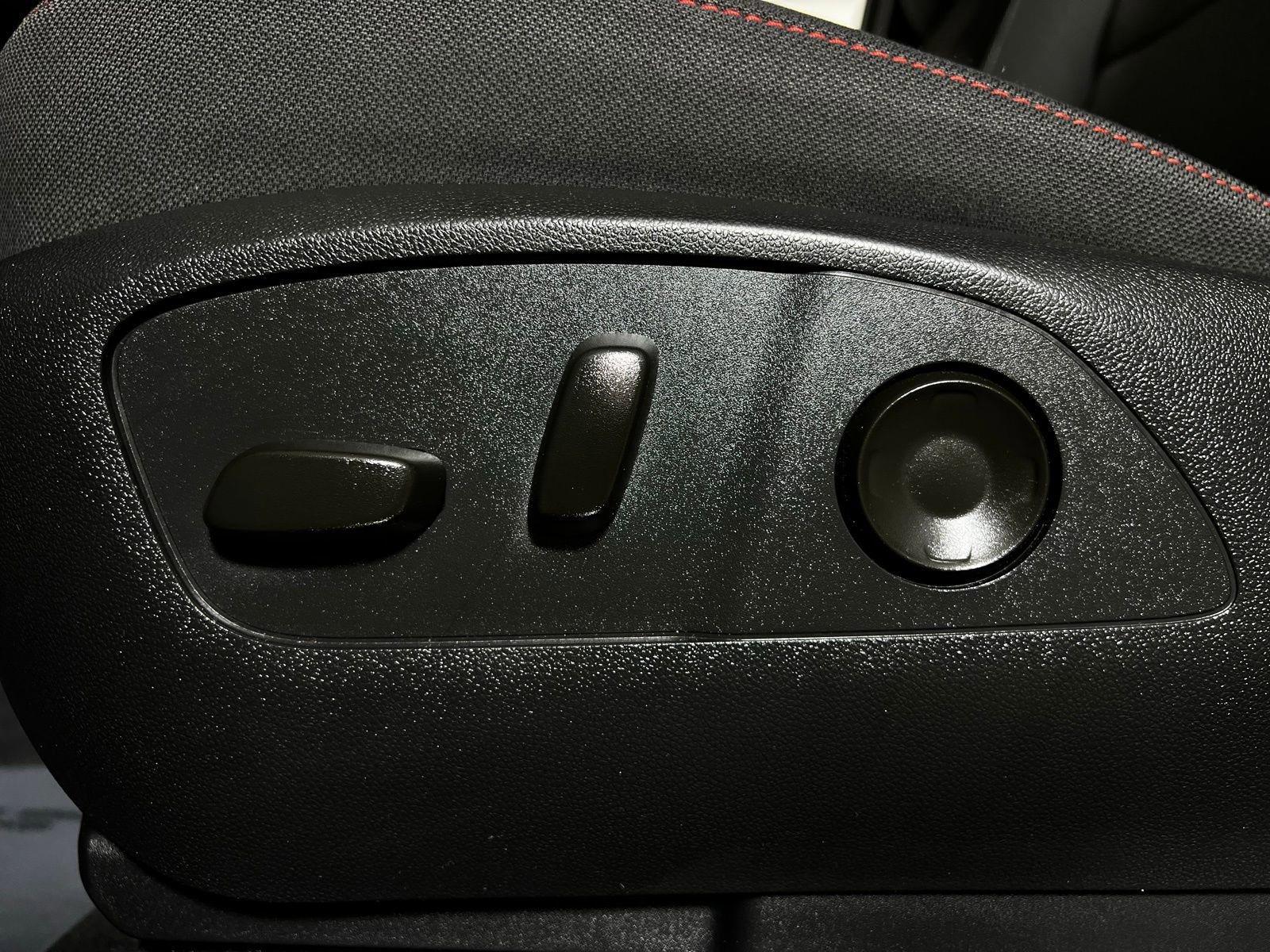 Used 2024 Chevrolet Traverse Z71 w/ LPO, Floor Liner Package image 13