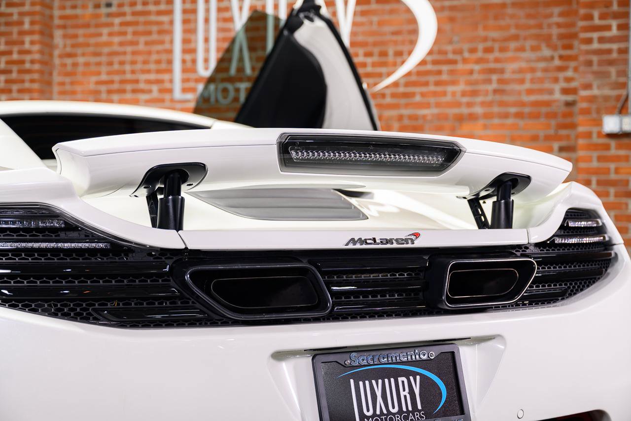 Used 2013 McLaren MP4-12C Spider image 10