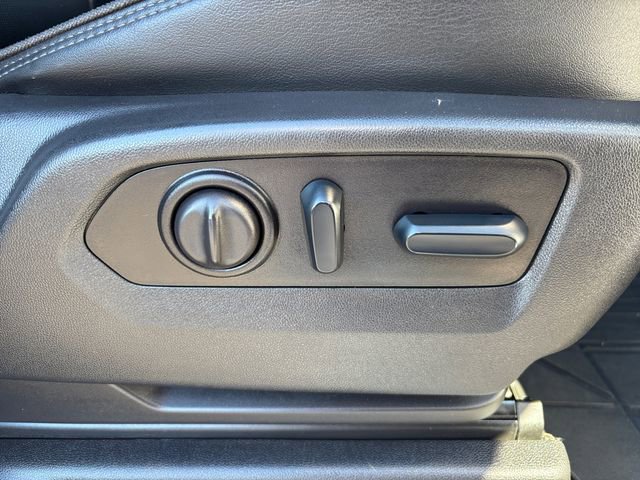 Used 2022 Chevrolet Silverado 3500 High Country w/ Z71 Off-Road Package image 43