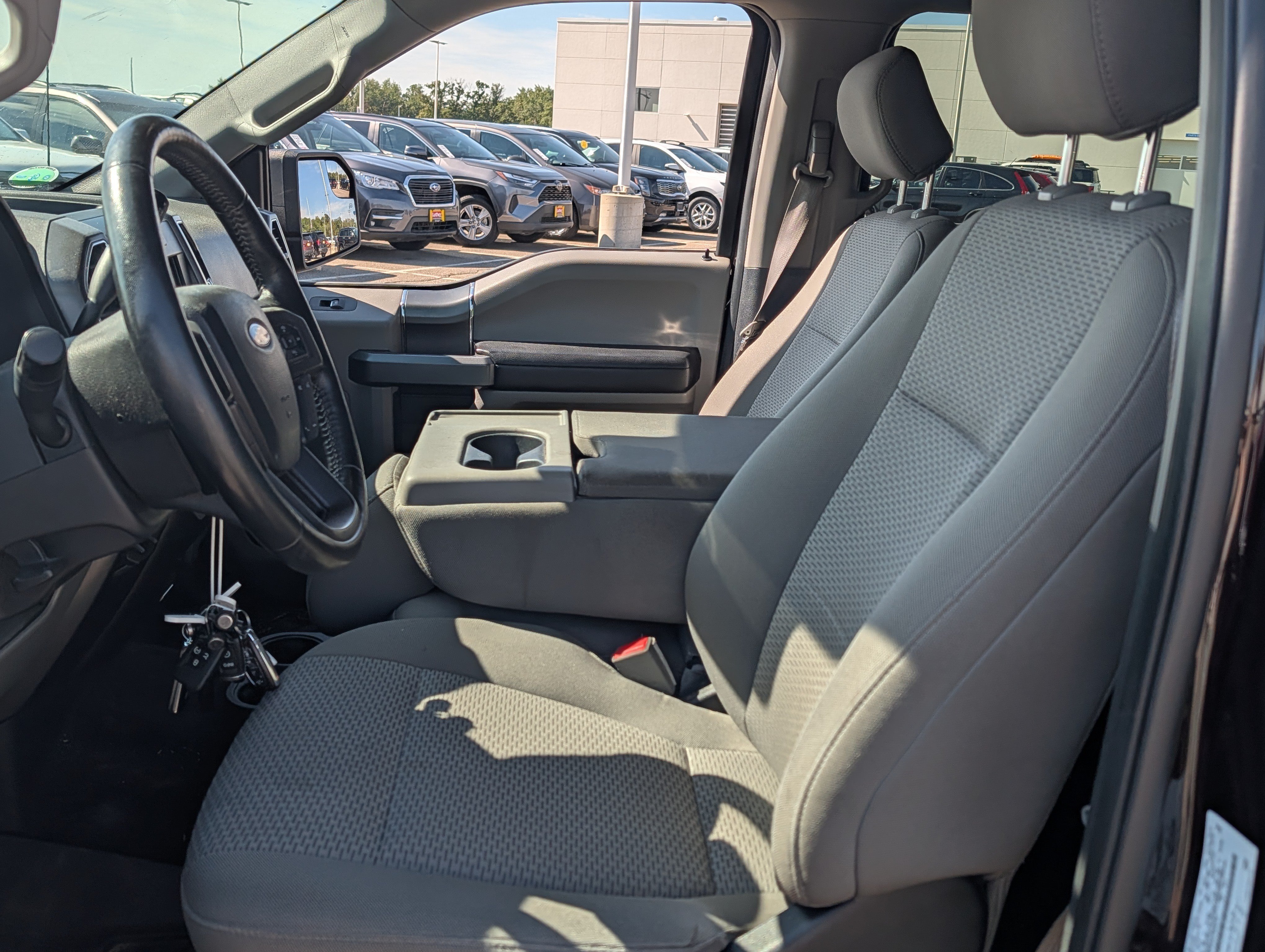 Used 2018 Ford F150 XLT w/ Equipment Group 302A Luxury AWD/4WD image 8