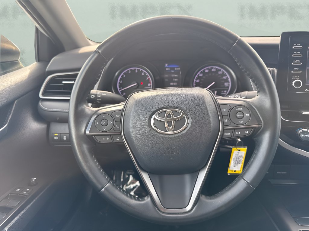 Used 2021 Toyota Camry SE FWD image 14
