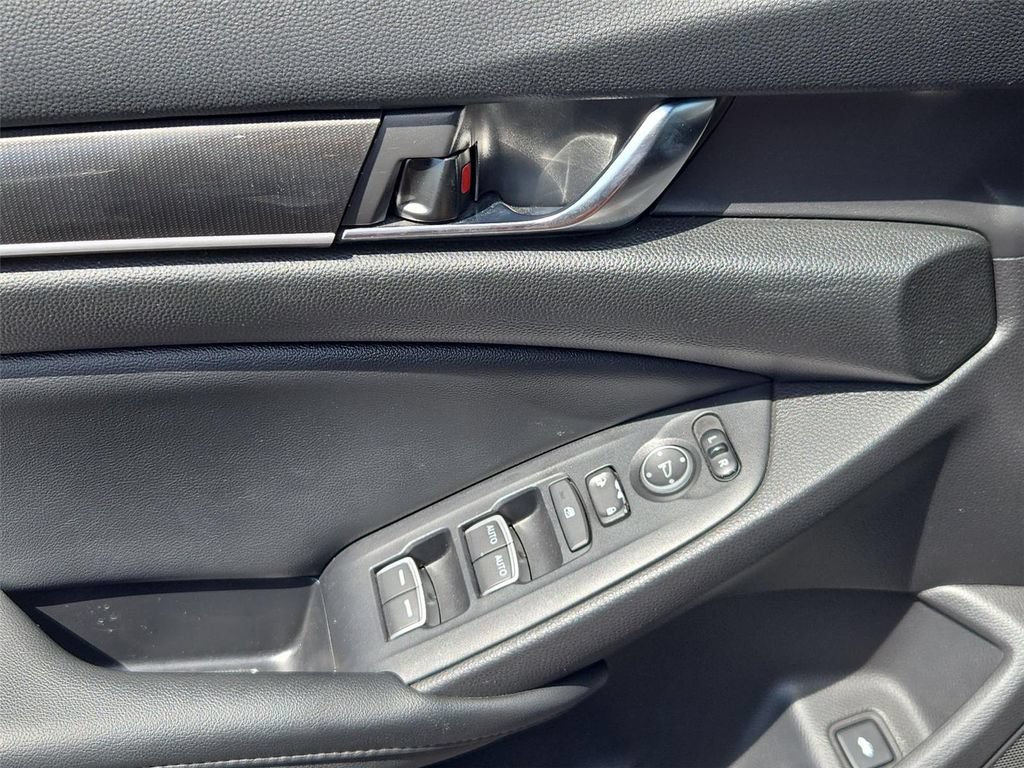 Used 2022 Honda Accord Sport image 15