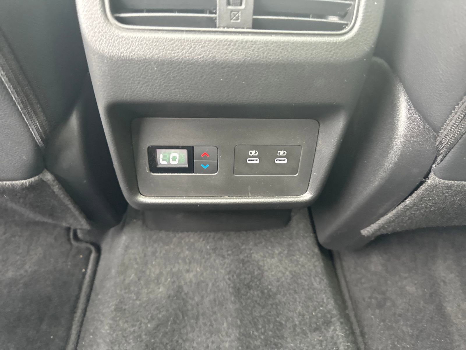 Certified 2025 Nissan Rogue SL w/ SL Premium Package FWD image 27