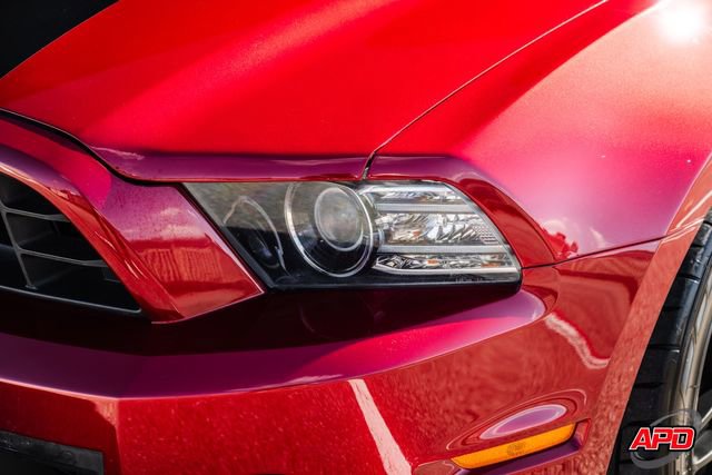 Used 2014 Ford Mustang Shelby GT500 w/ Equipment Group 821A RWD image 40