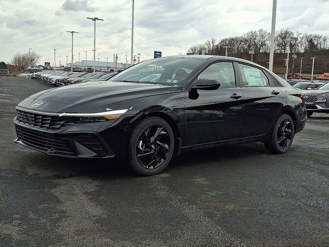 New 2026 Hyundai Elantra Sport image 2