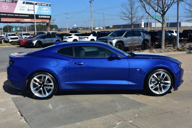 Used 2023 Chevrolet Camaro LT w/ RS Package image 4