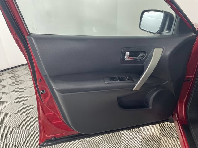 Used 2011 Nissan Rogue S FWD image 14