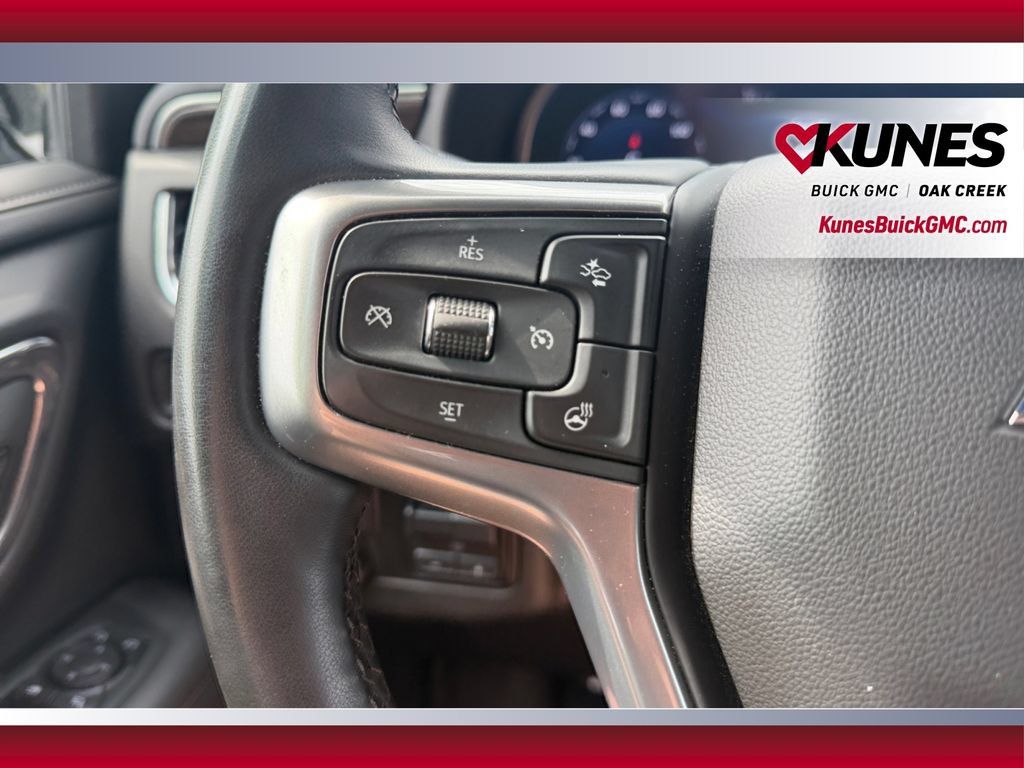 Used 2023 Chevrolet Tahoe Z71 w/ Luxury Package AWD/4WD image 17
