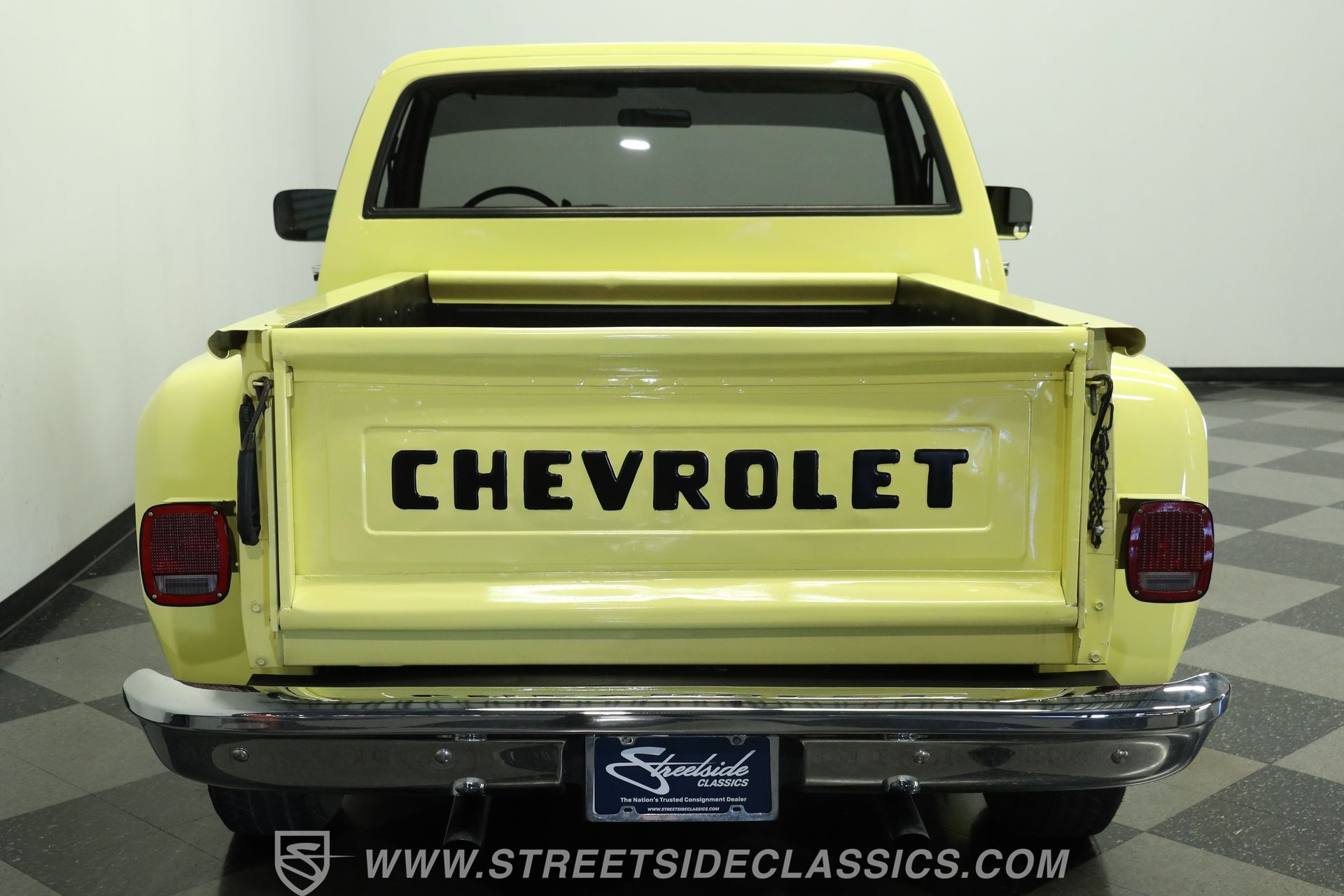 Used 1987 Chevrolet Silverado 1500 1500 RWD image 8