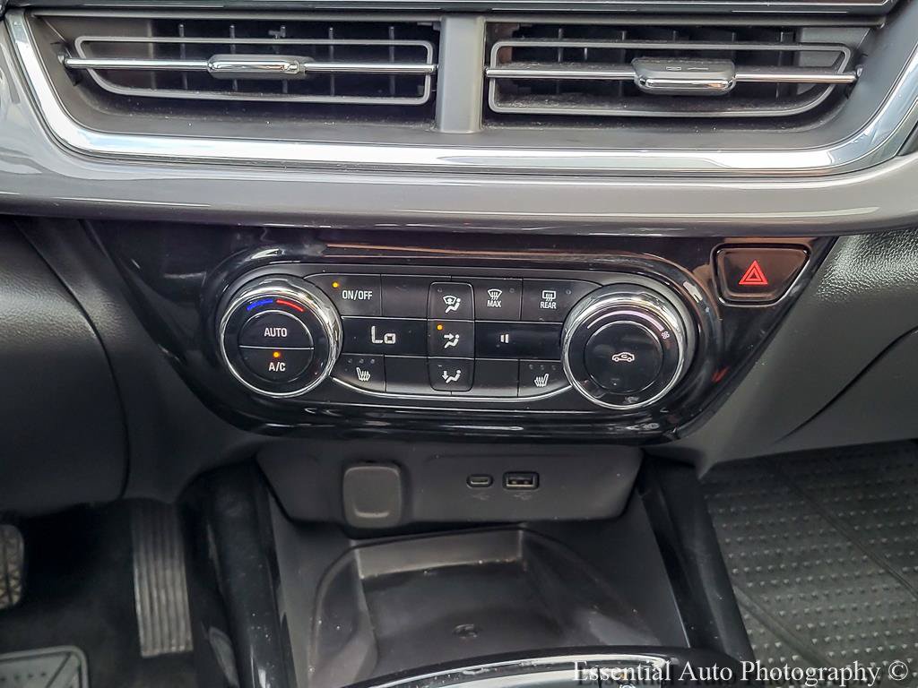 Used 2024 Chevrolet Trax ACTIV w/ Sunroof Package FWD image 22
