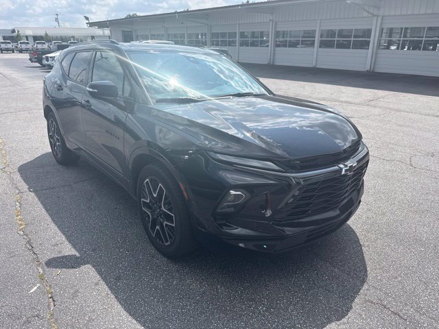 Used 2024 Chevrolet Blazer RS w/ Driver Confidence II Package FWD image 5