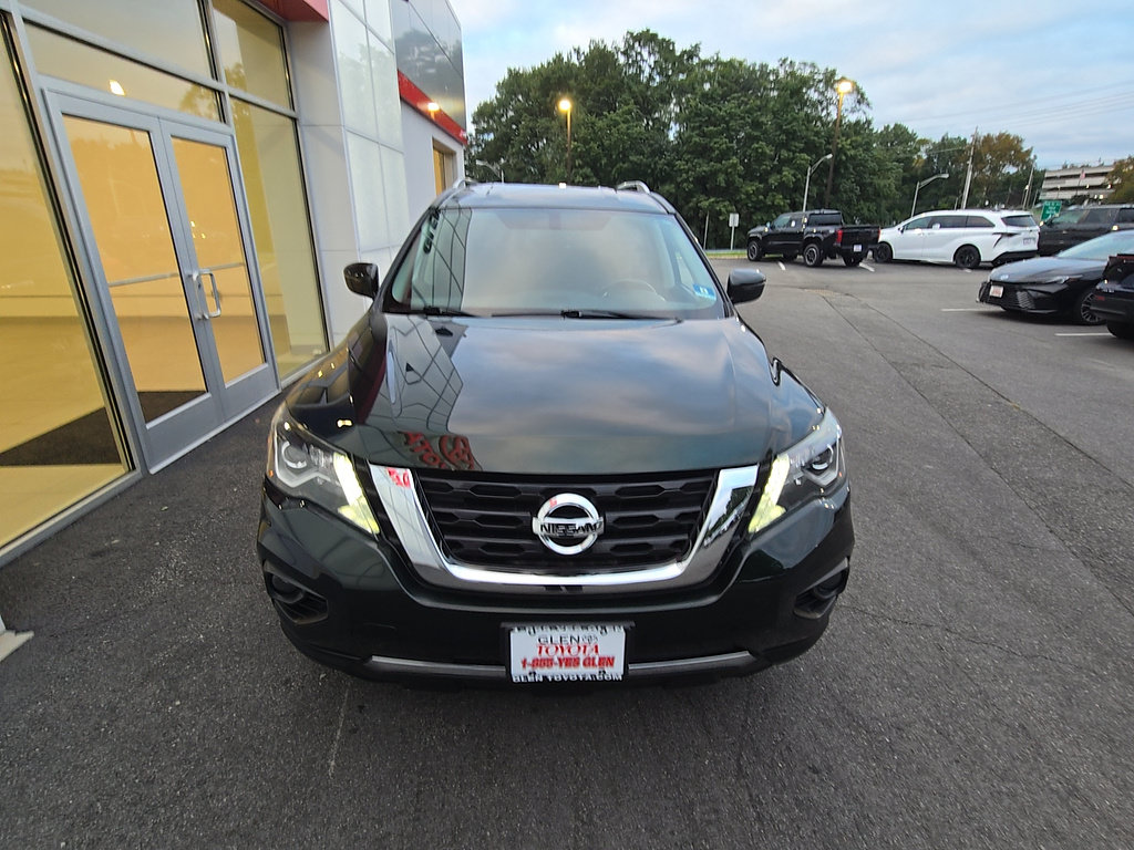 Used 2020 Nissan Pathfinder SV AWD/4WD image 19