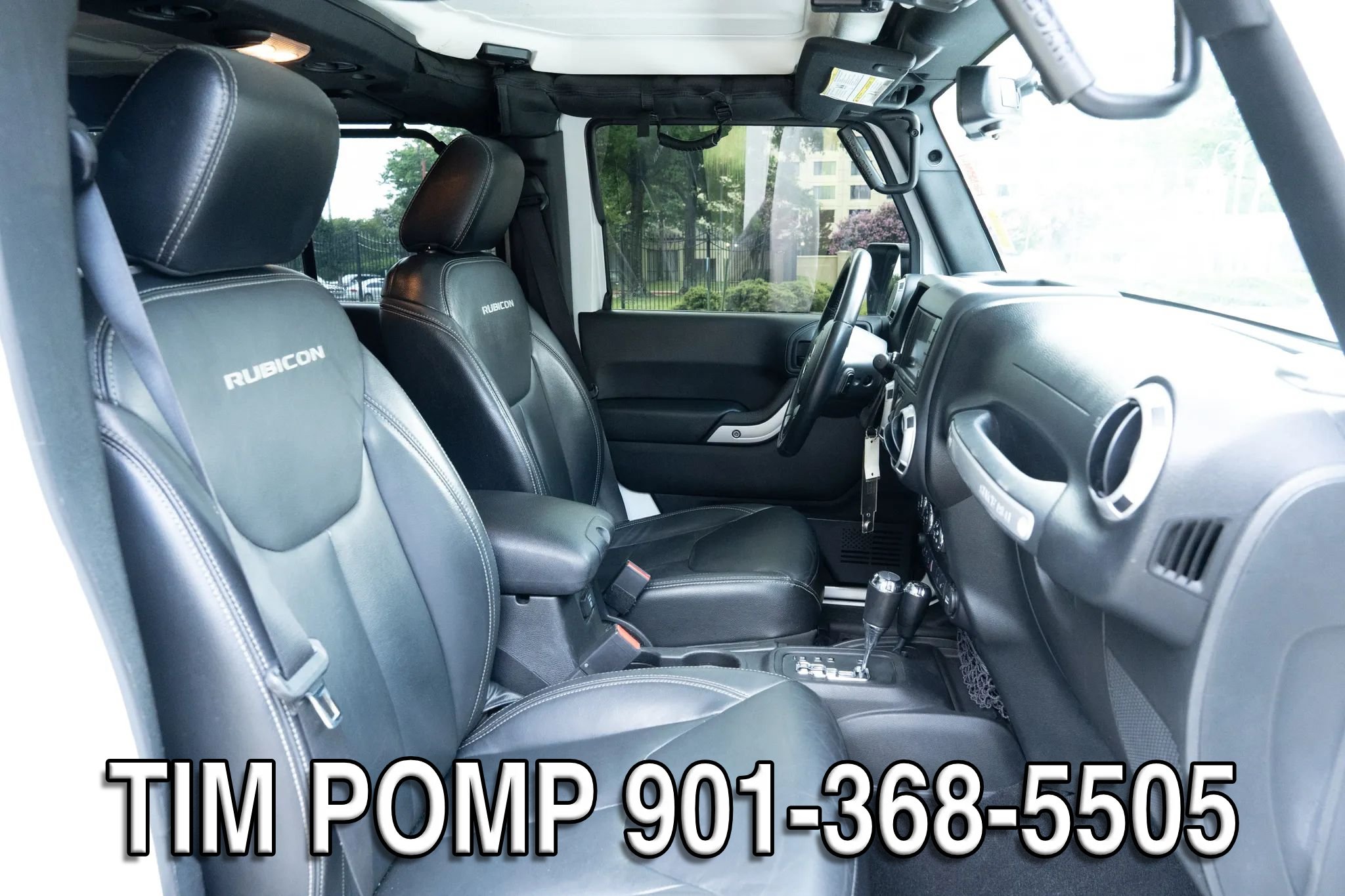 Used 2016 Jeep Wrangler Unlimited Rubicon w/ Connectivity Group AWD/4WD image 19