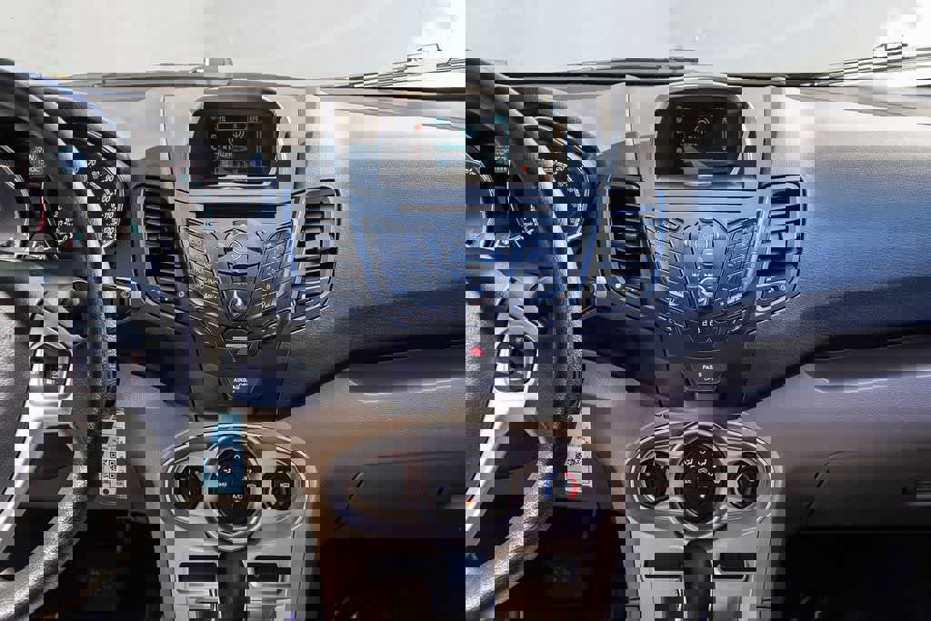 Used 2017 Ford Fiesta SE FWD image 13