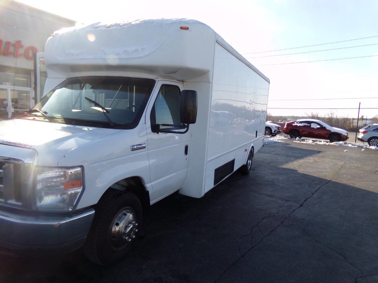 Used 2019 Ford E-450 and Econoline 450 Super Duty w/ Shuttle Bus Prep Package RWD image 47