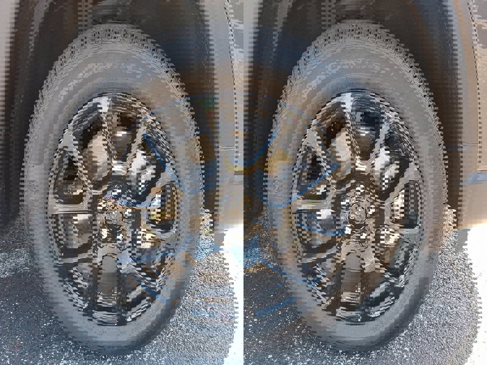 Used 2024 Jeep Compass Latitude w/ Convenience Group image 8