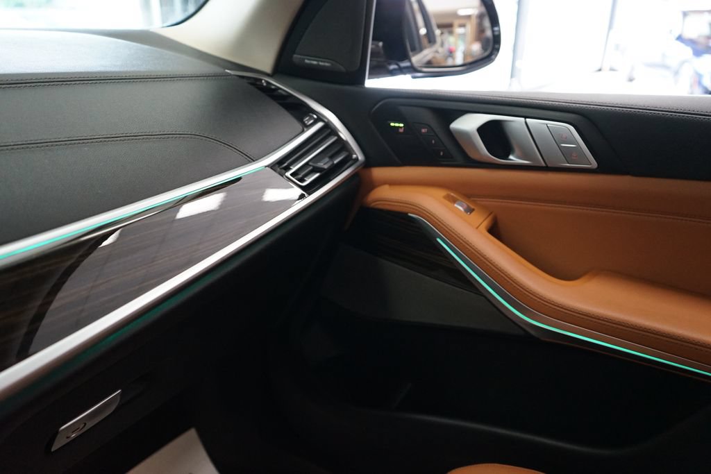 Used 2019 BMW X7 xDrive50i w/ Premium Package AWD/4WD image 51