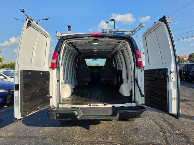 Used 2020 Chevrolet Express 2500 w/ Driver Convenience Package RWD image 34