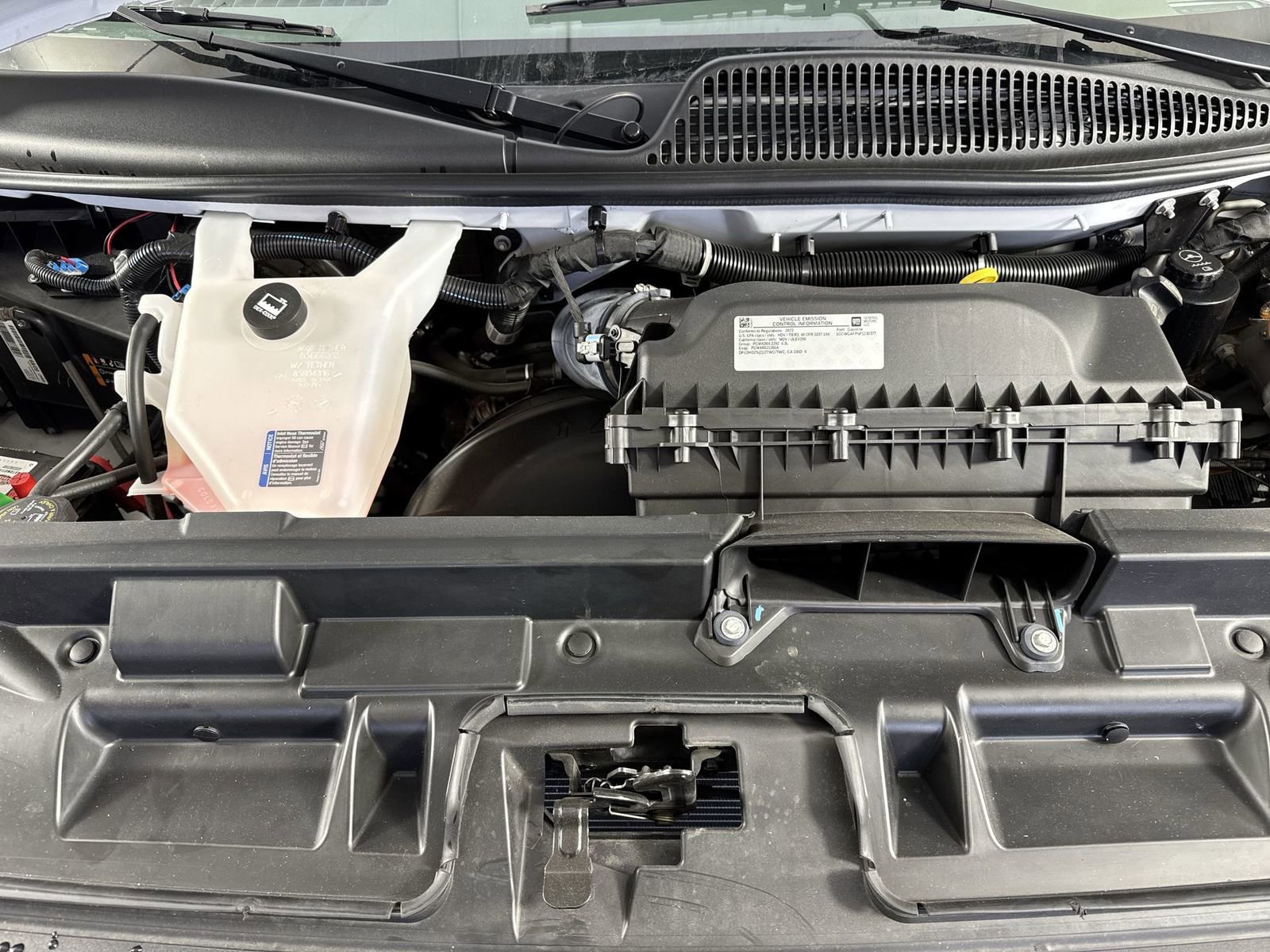 Used 2023 Chevrolet Express 2500 w/ Driver Convenience Package image 25