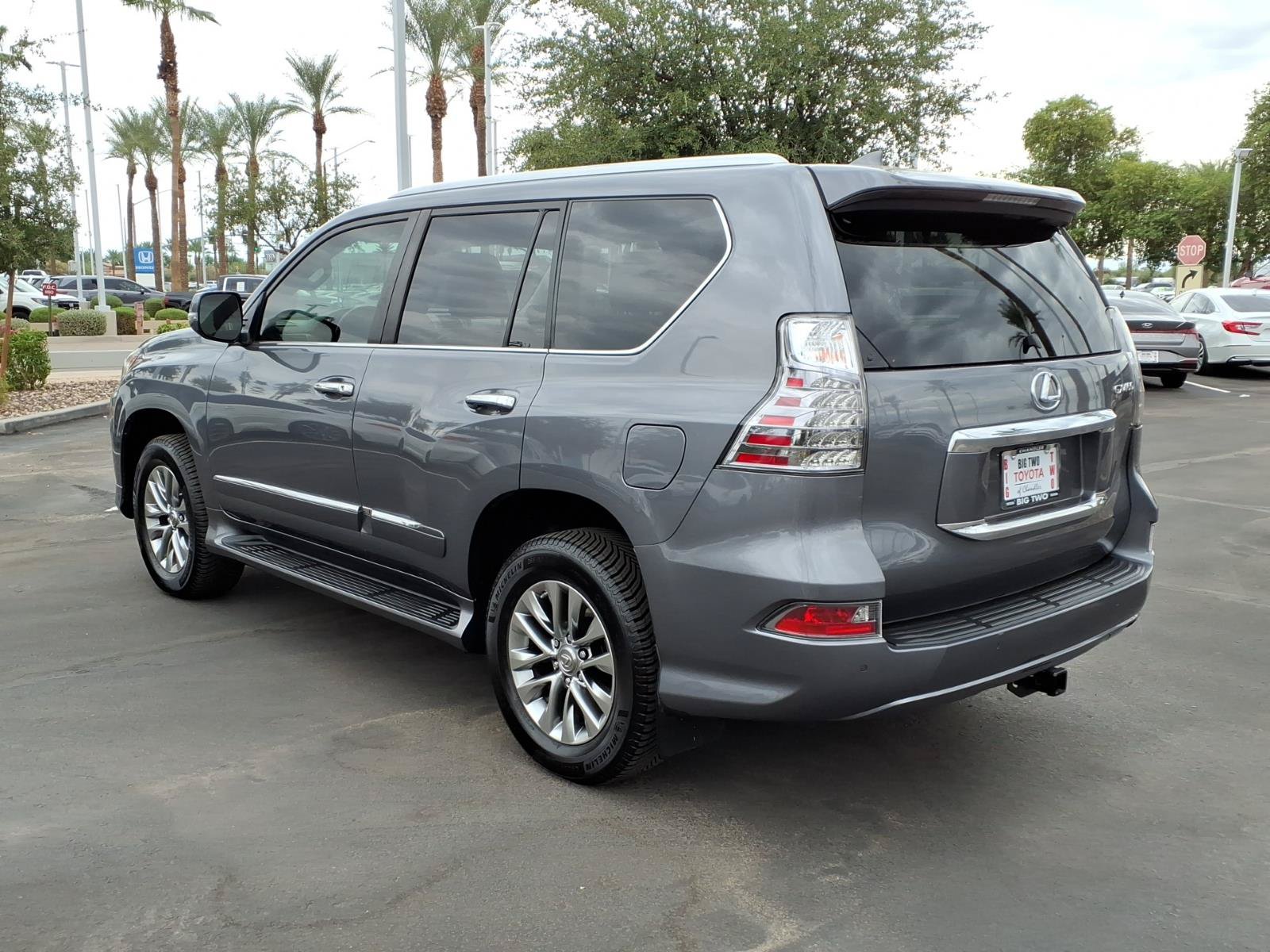 Used 2017 Lexus GX 460 Luxury AWD/4WD image 6