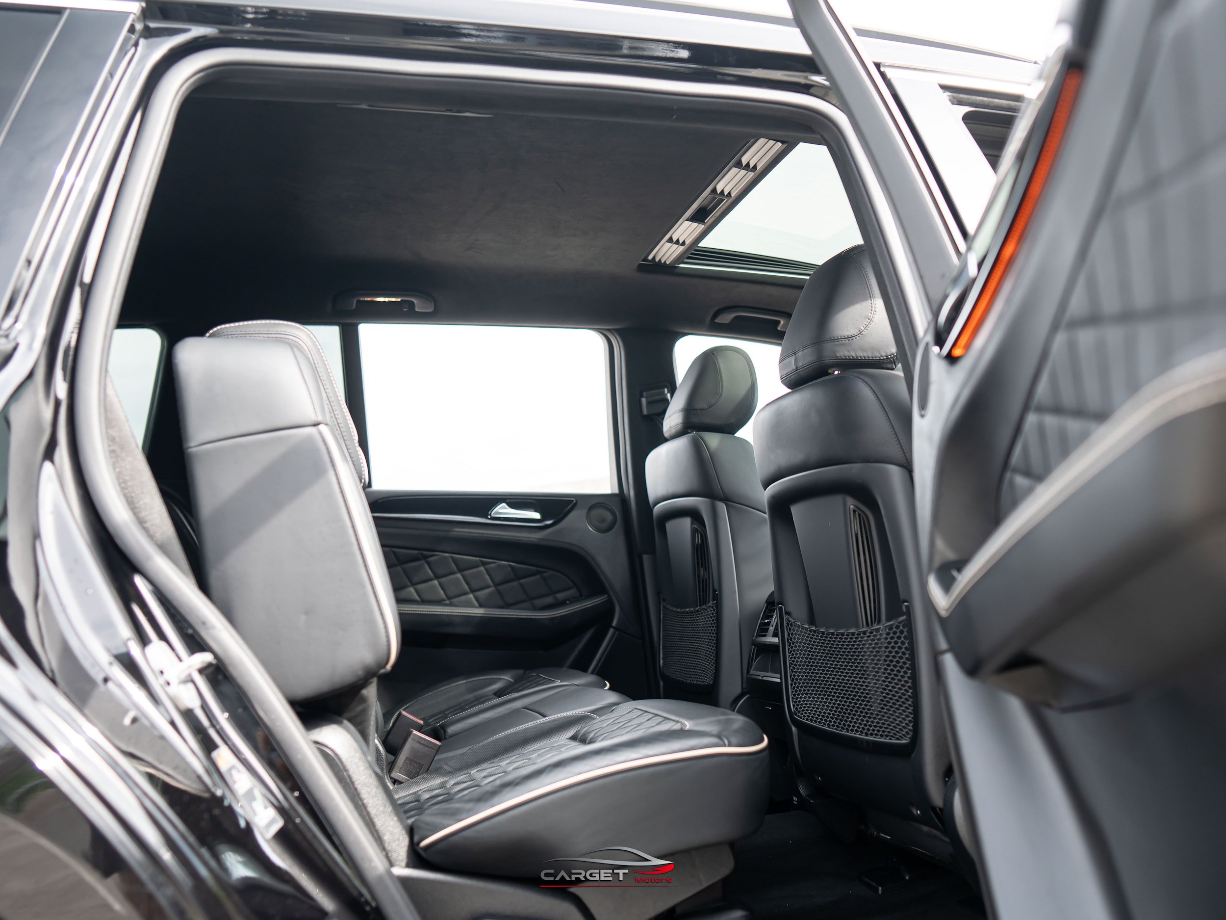 Used 2015 Mercedes-Benz GL 450 4MATIC w/ Designo Black Leather Package image 19
