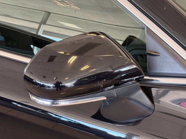Used 2020 Toyota Camry LE w/ Convenience Package FWD image 11