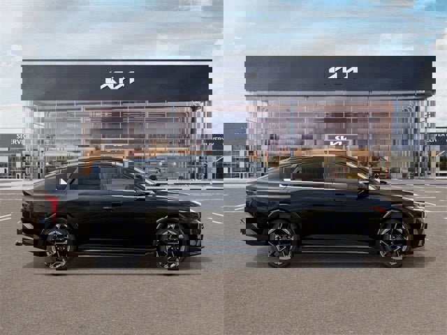New 2025 Kia K4 GT-Line image 7