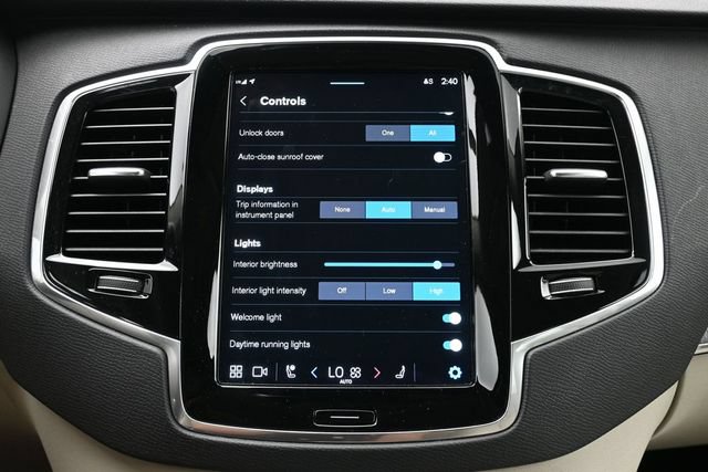 Used 2023 Volvo XC90 B6 Plus w/ Protection Package Premier AWD/4WD image 19