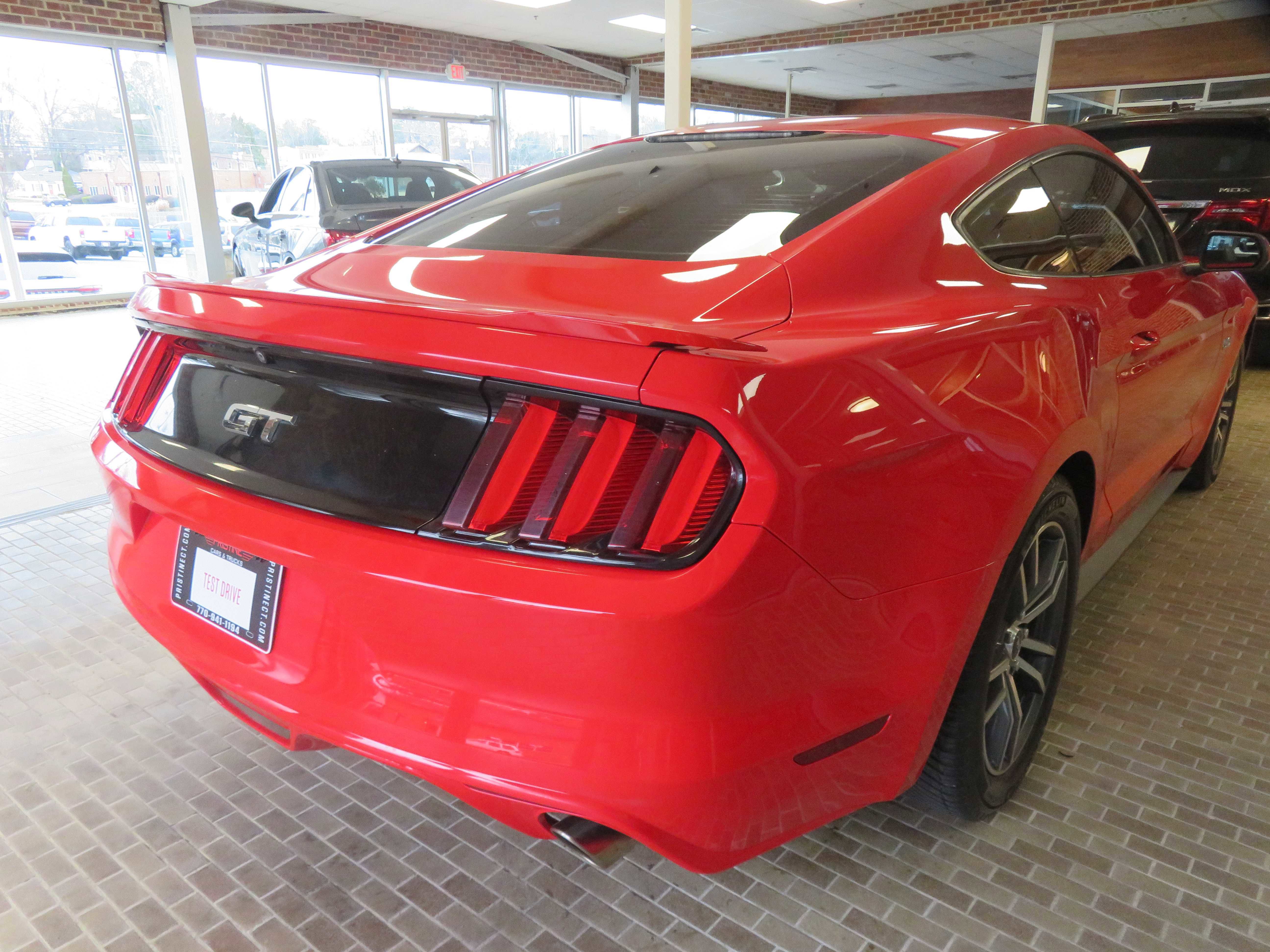 Used 2017 Ford Mustang GT image 4
