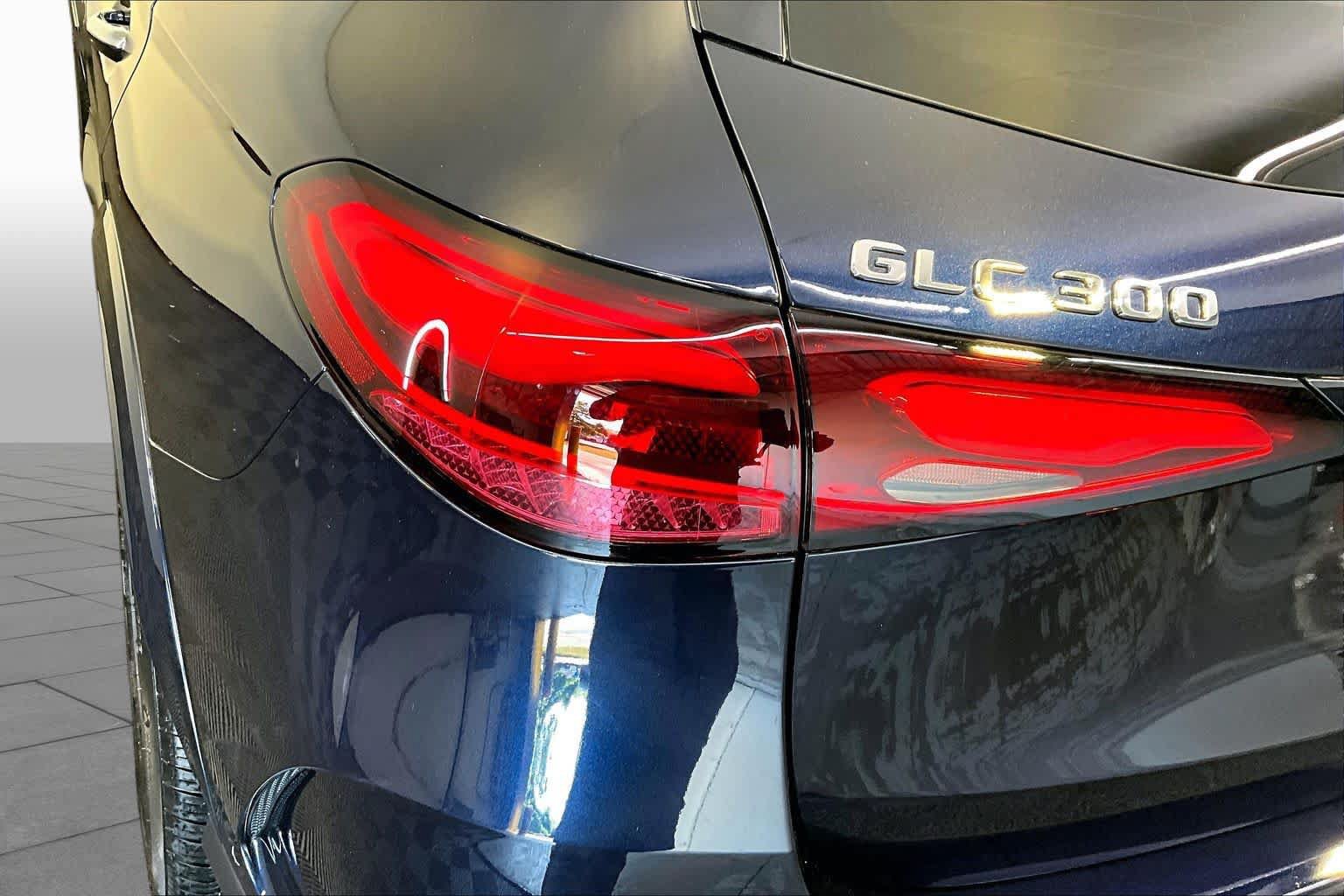 Certified 2023 Mercedes-Benz GLC 300 4MATIC image 28