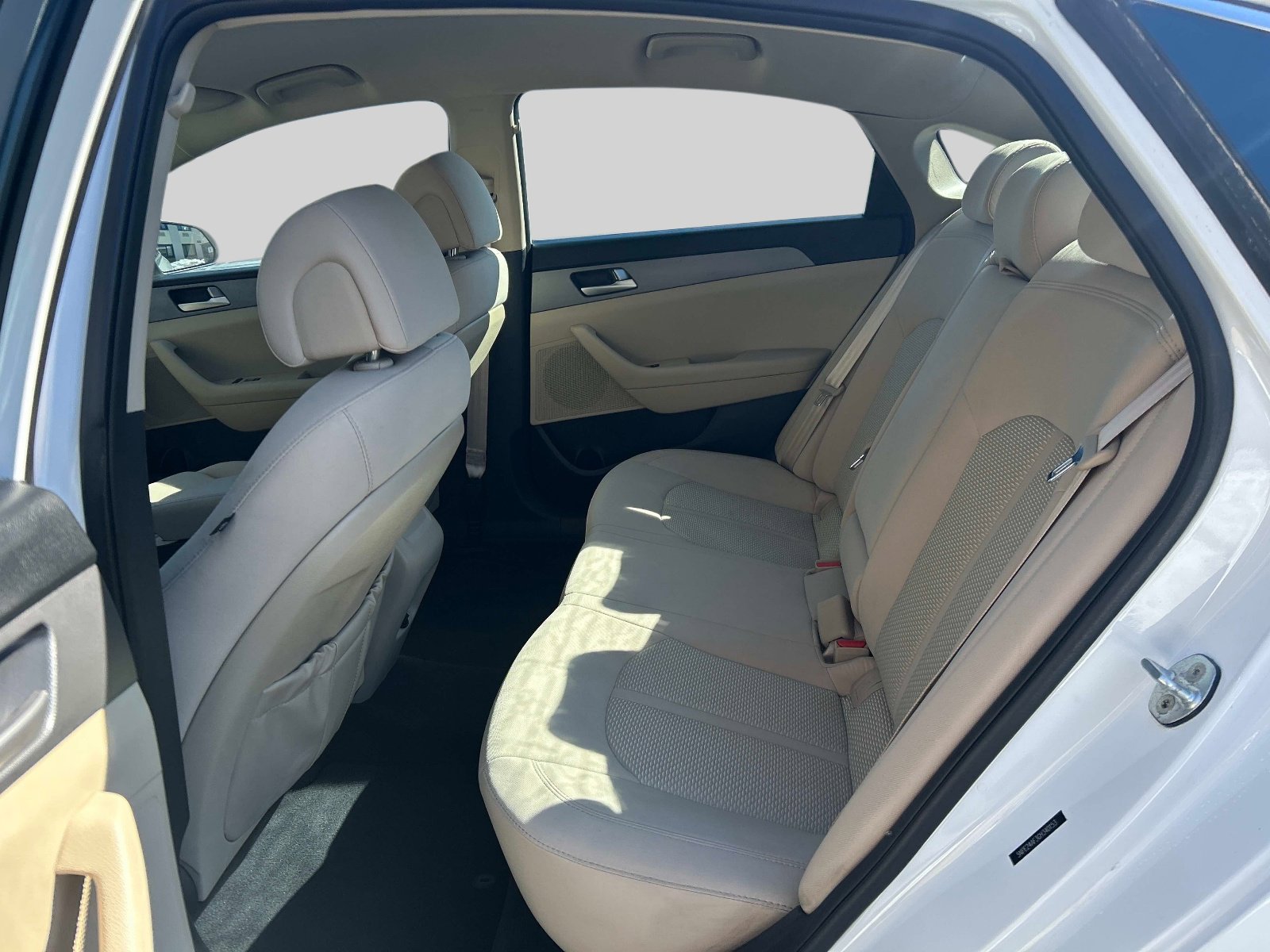 Used 2016 Hyundai Sonata SE FWD image 11