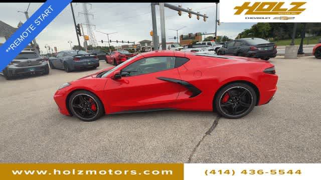Certified 2022 Chevrolet Corvette Stingray Preferred Cpe w/ Engine Appearance Package RWD image 7