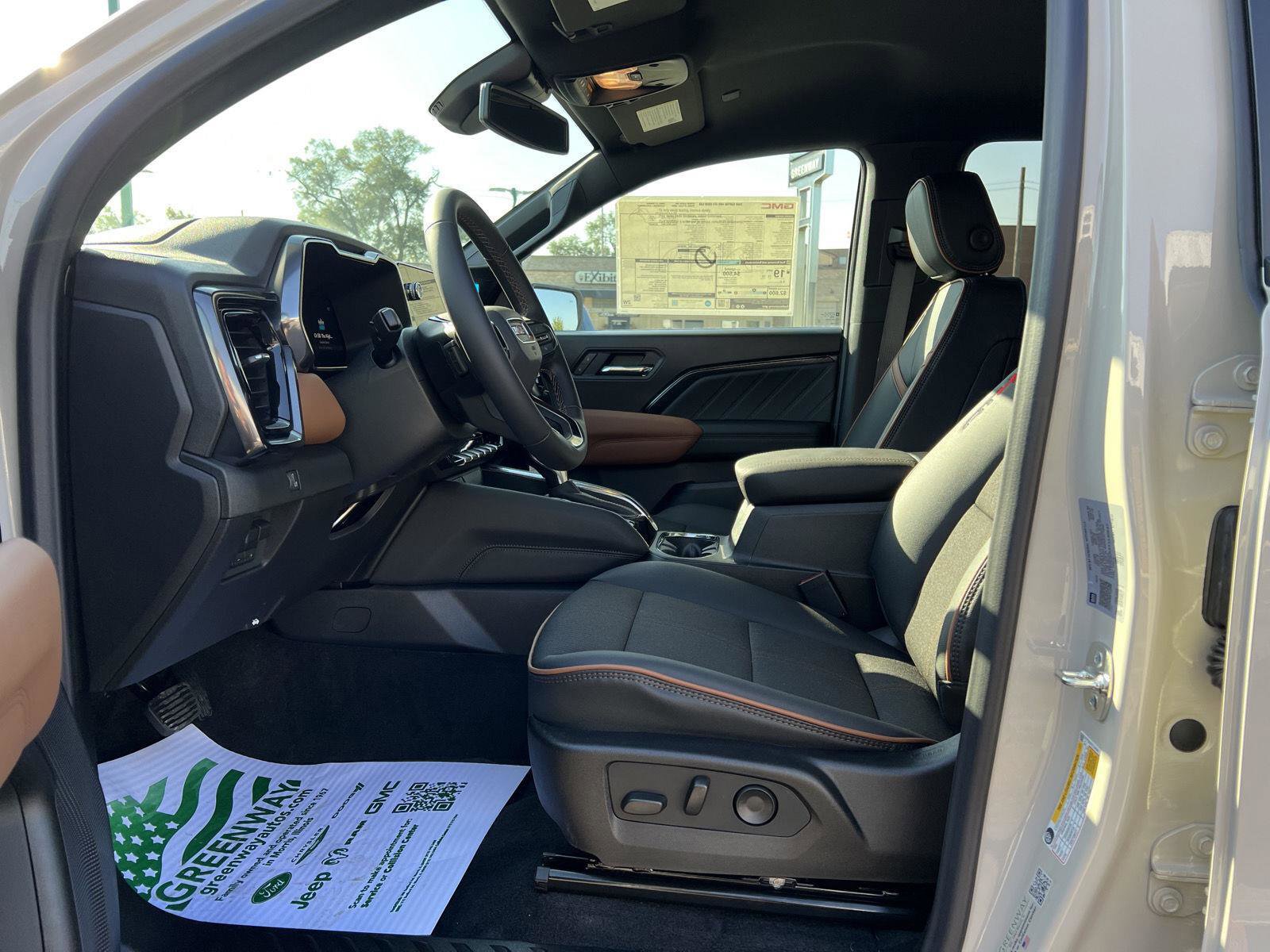 New 2026 GMC Canyon AT4 image 18