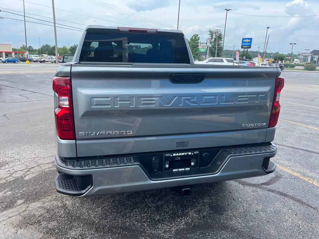 New 2025 Chevrolet Silverado 1500 Custom image 4