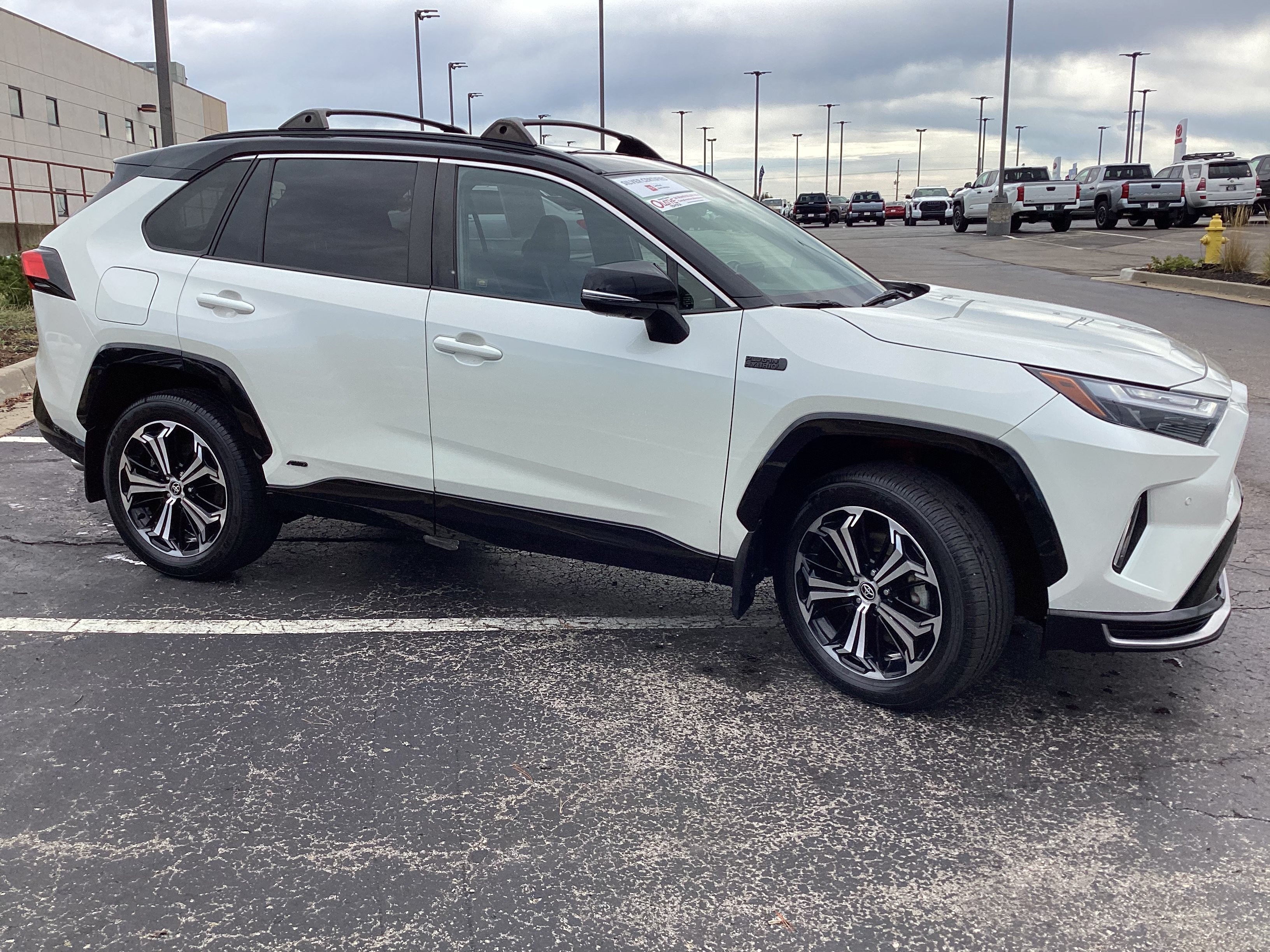 Certified 2022 Toyota RAV4 XSE w/ Premium Package AWD/4WD image 29