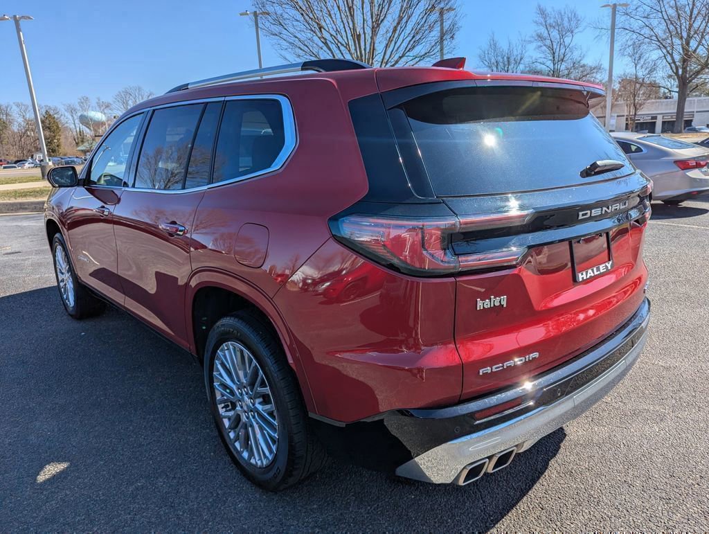 Used 2025 GMC Acadia Denali w/ LPO, Floor Liner Package FWD image 6
