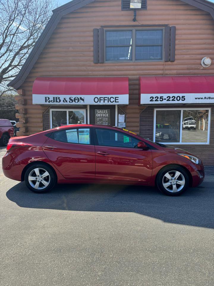Used 2014 Hyundai Elantra SE w/ Option Group 02 image 2
