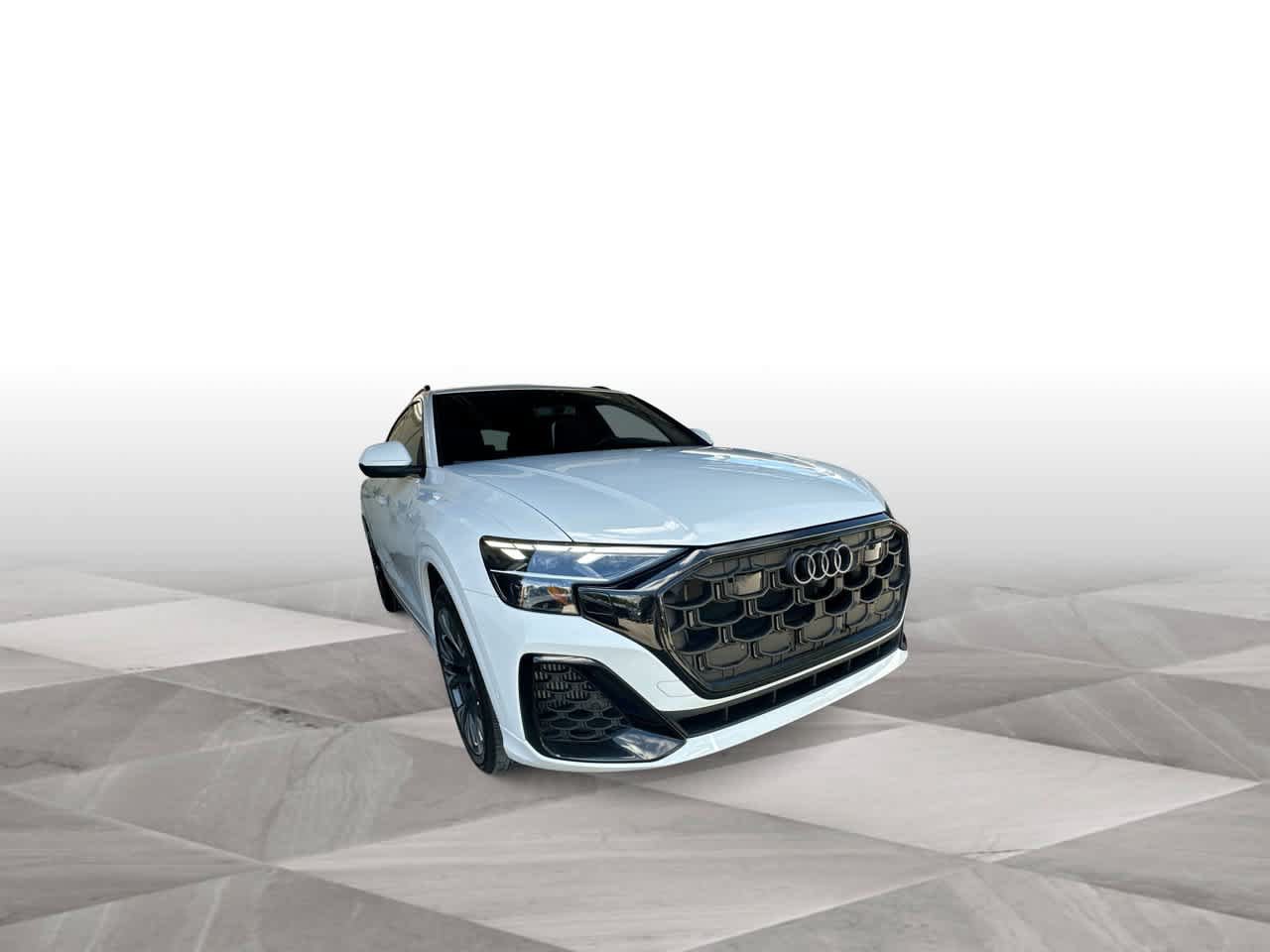 Used 2025 Audi Q8 Premium Plus w/ Premium Plus Package AWD/4WD image 2